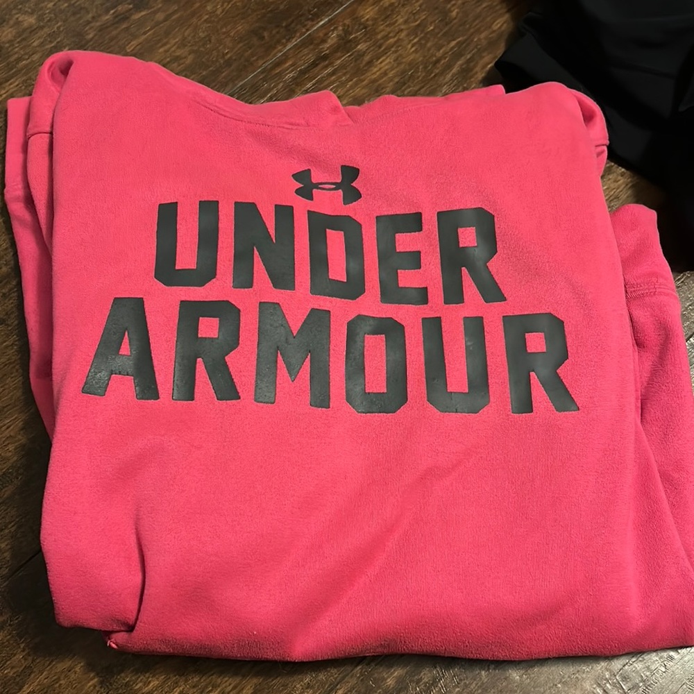 Under armor Pink Sweatshirt